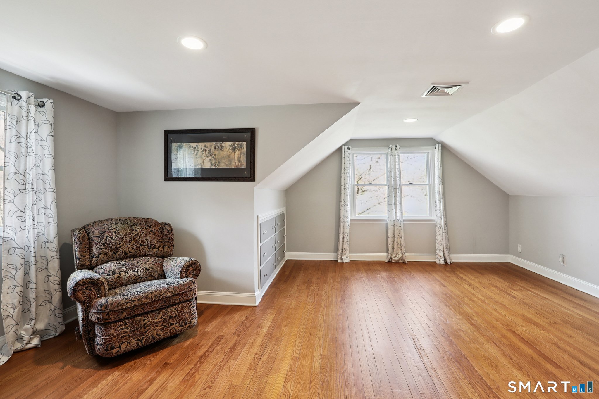 4 Candlewood Road
