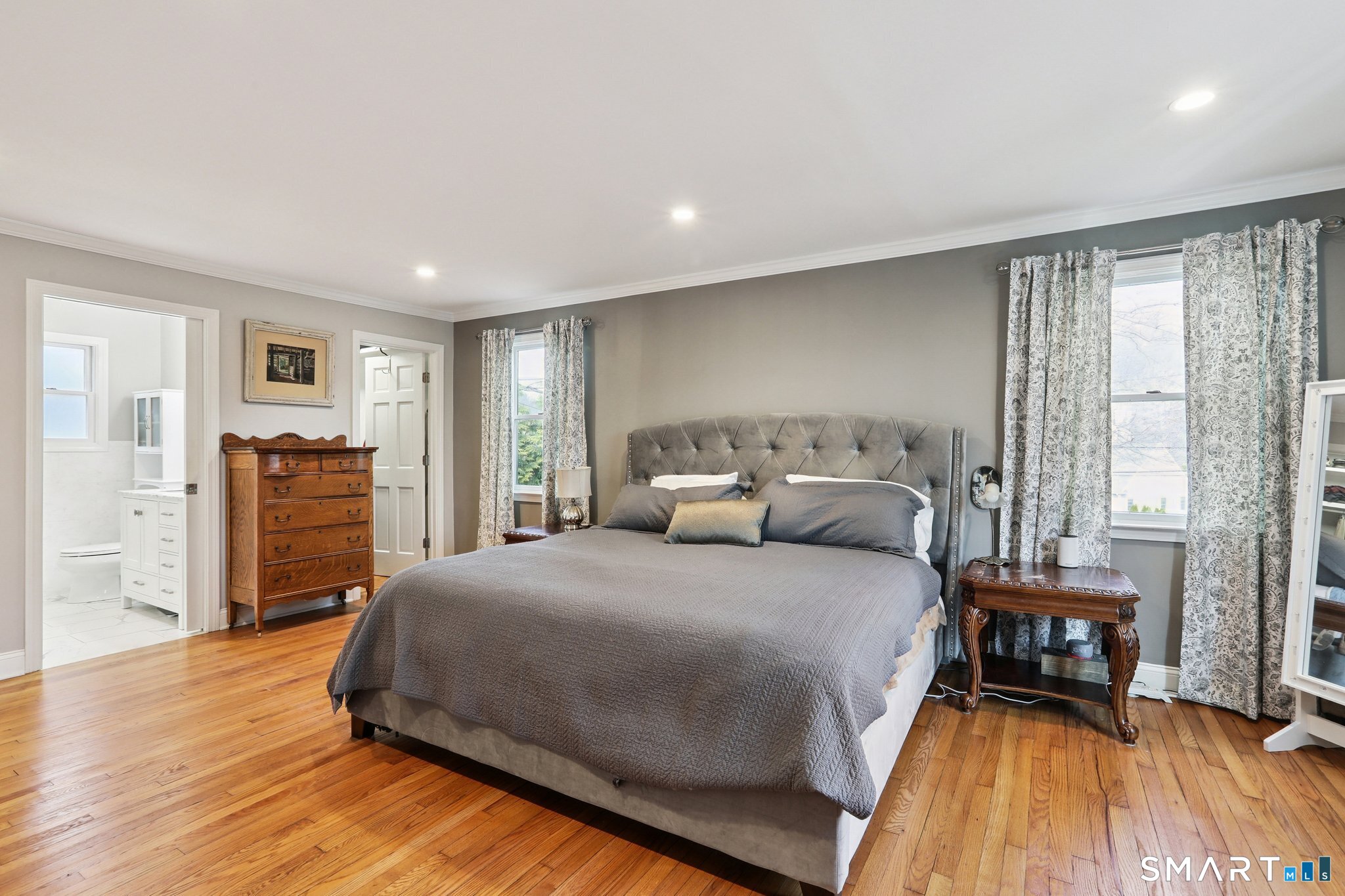 4 Candlewood Road