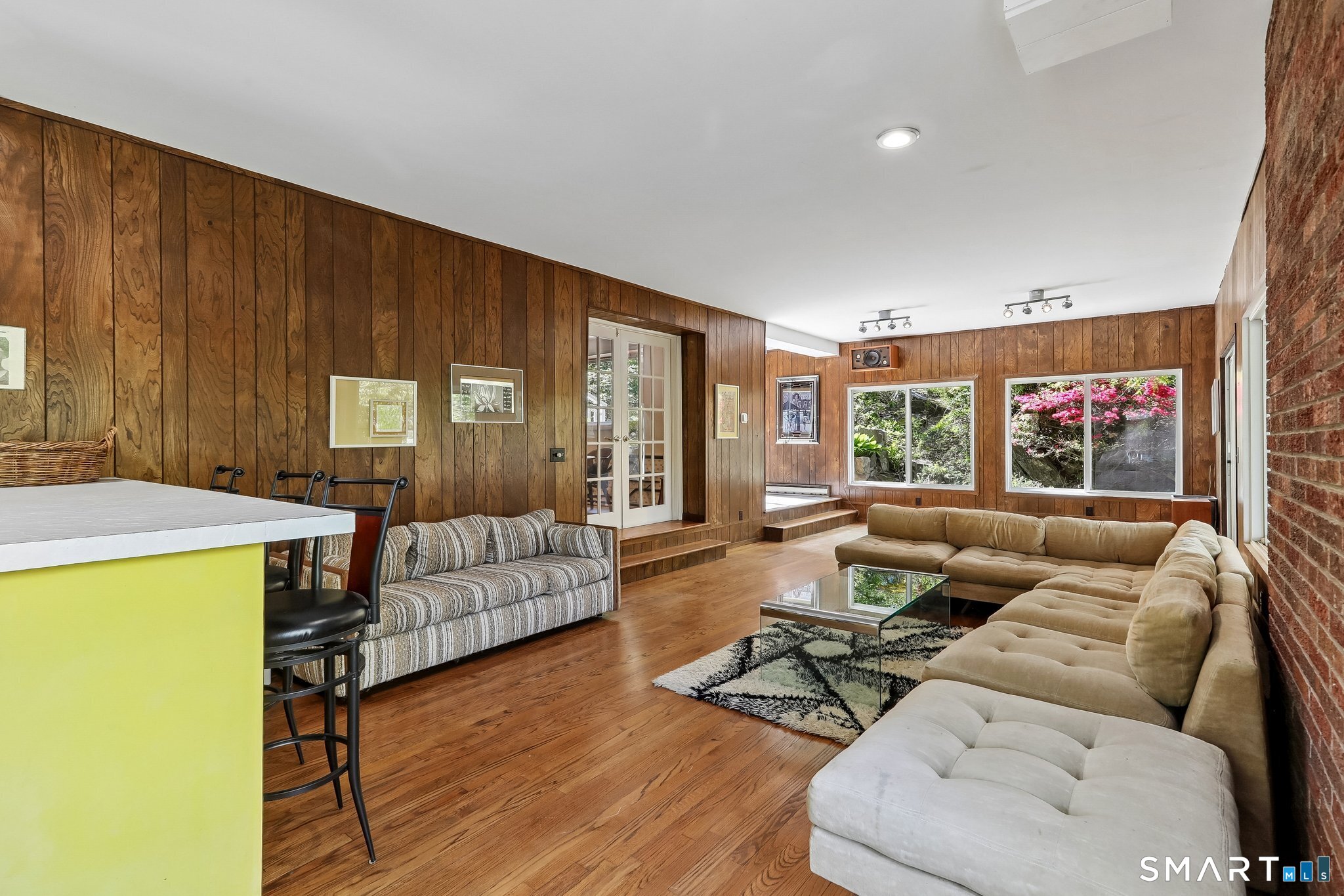 4 Alan Road