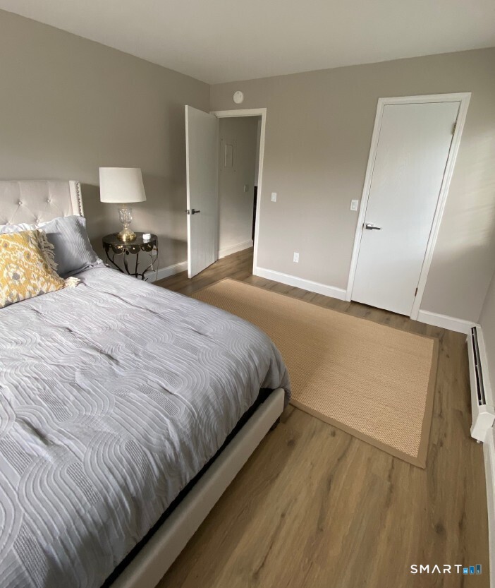 6 Canterbury Court 6
