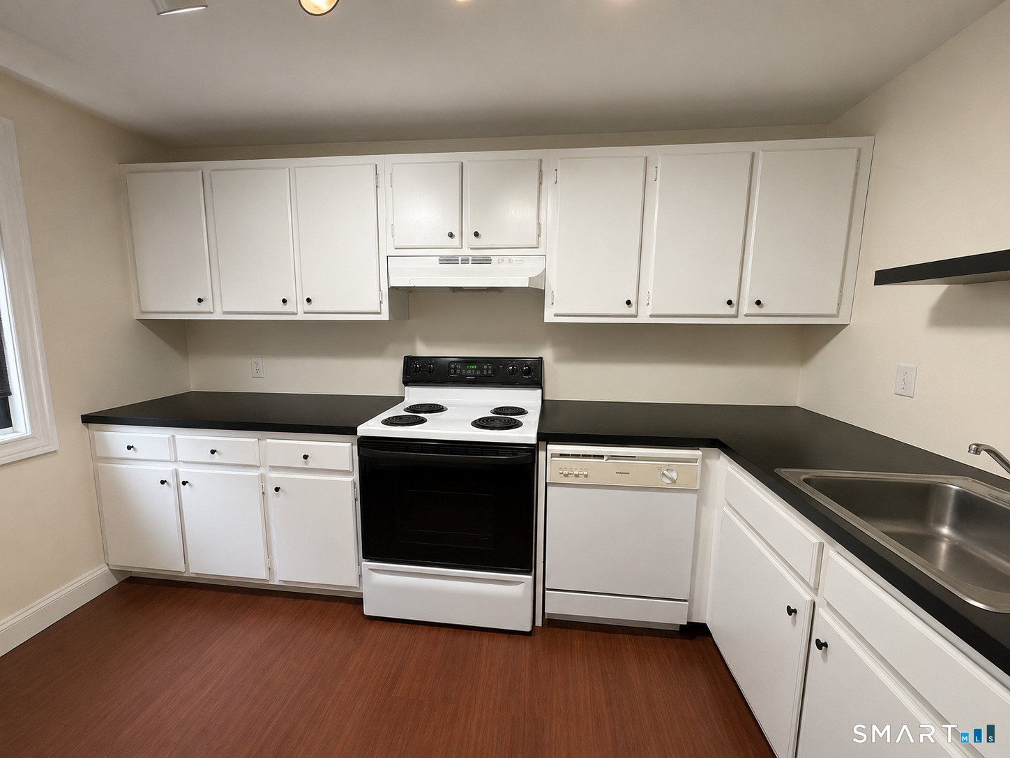 7 Padanaram Road H167