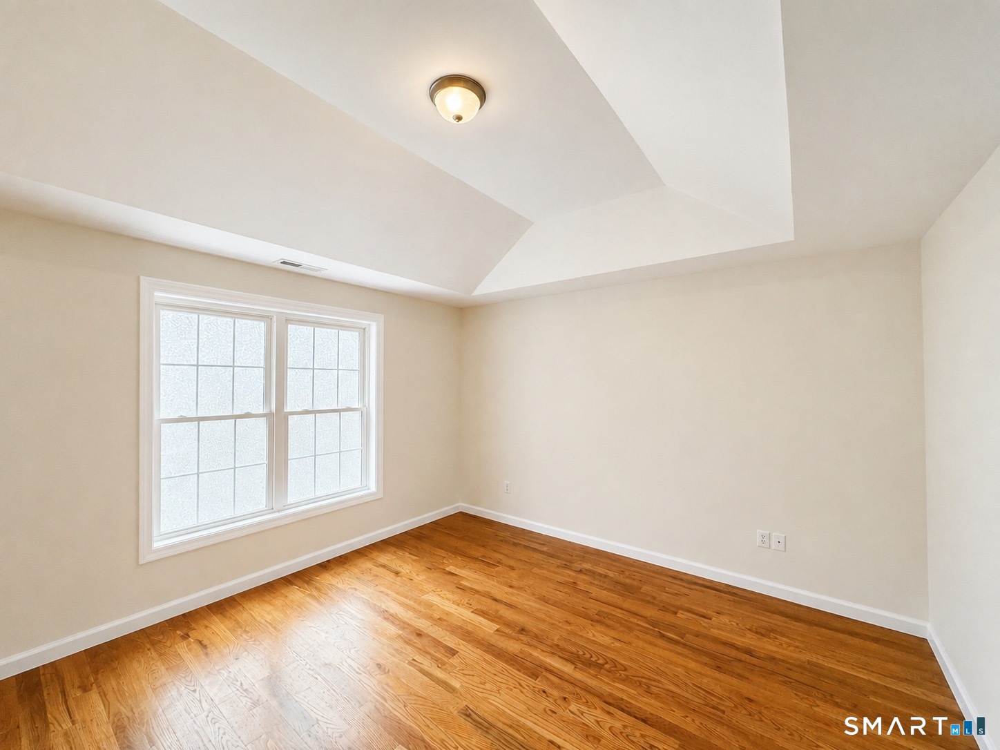 8 Old Oak Drive Unit: 8