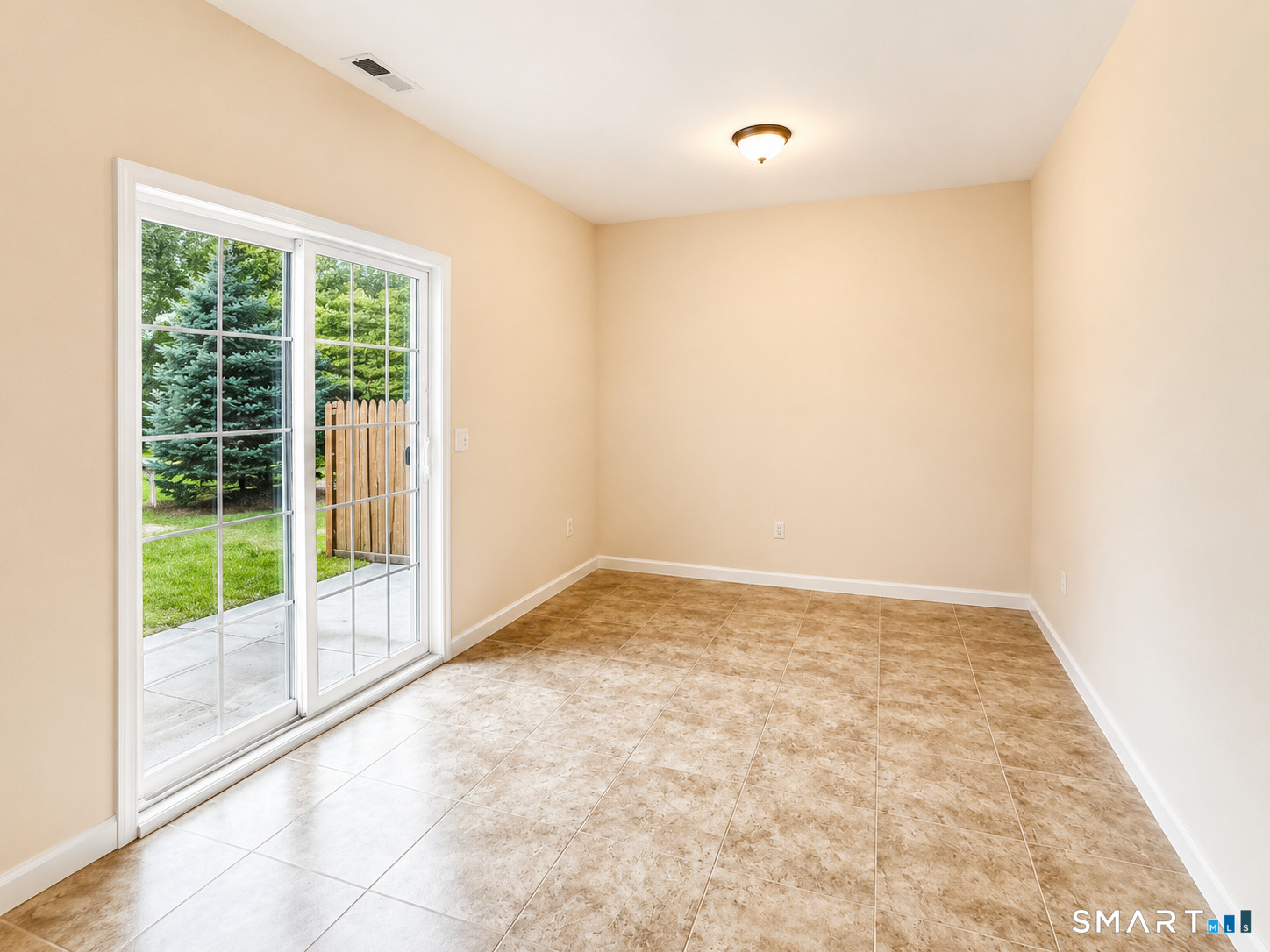 8 Old Oak Drive Unit: 8