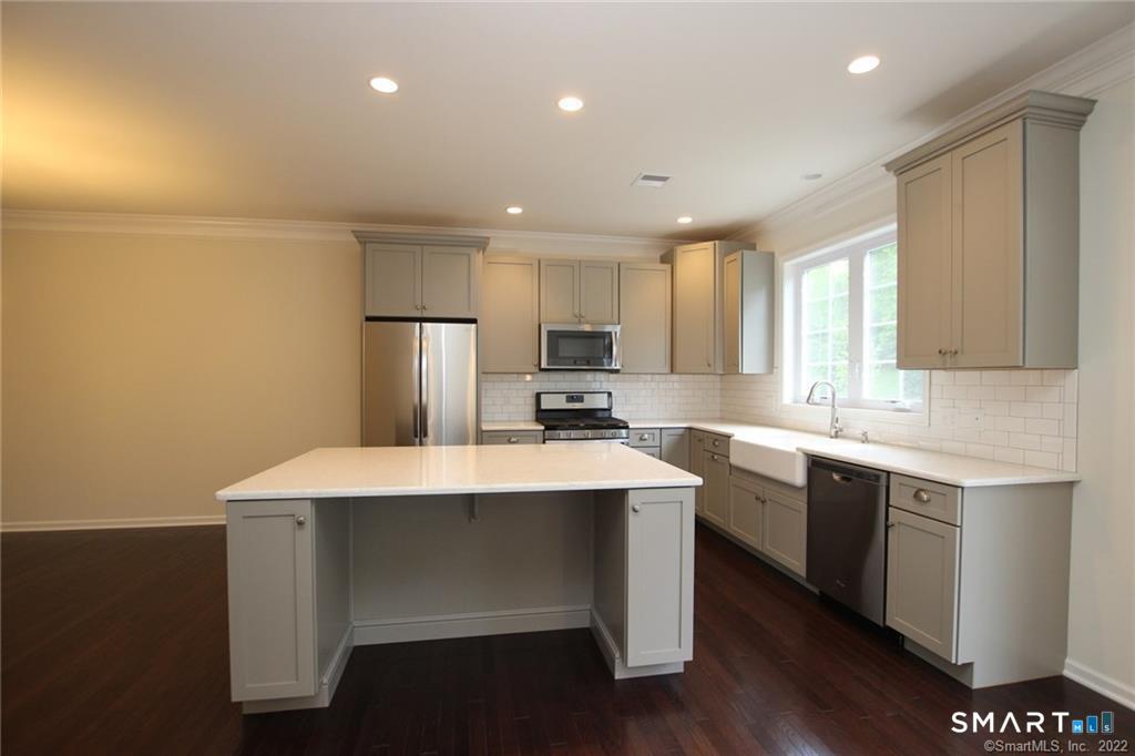 10 Moorland Drive Unit: 10