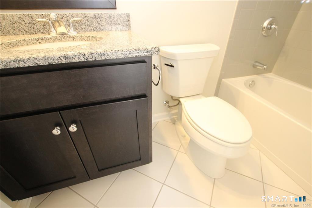 10 Moorland Drive Unit: 10