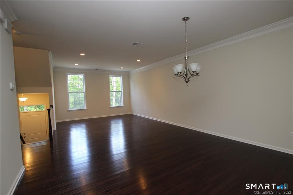 10 Moorland Drive Unit: 10