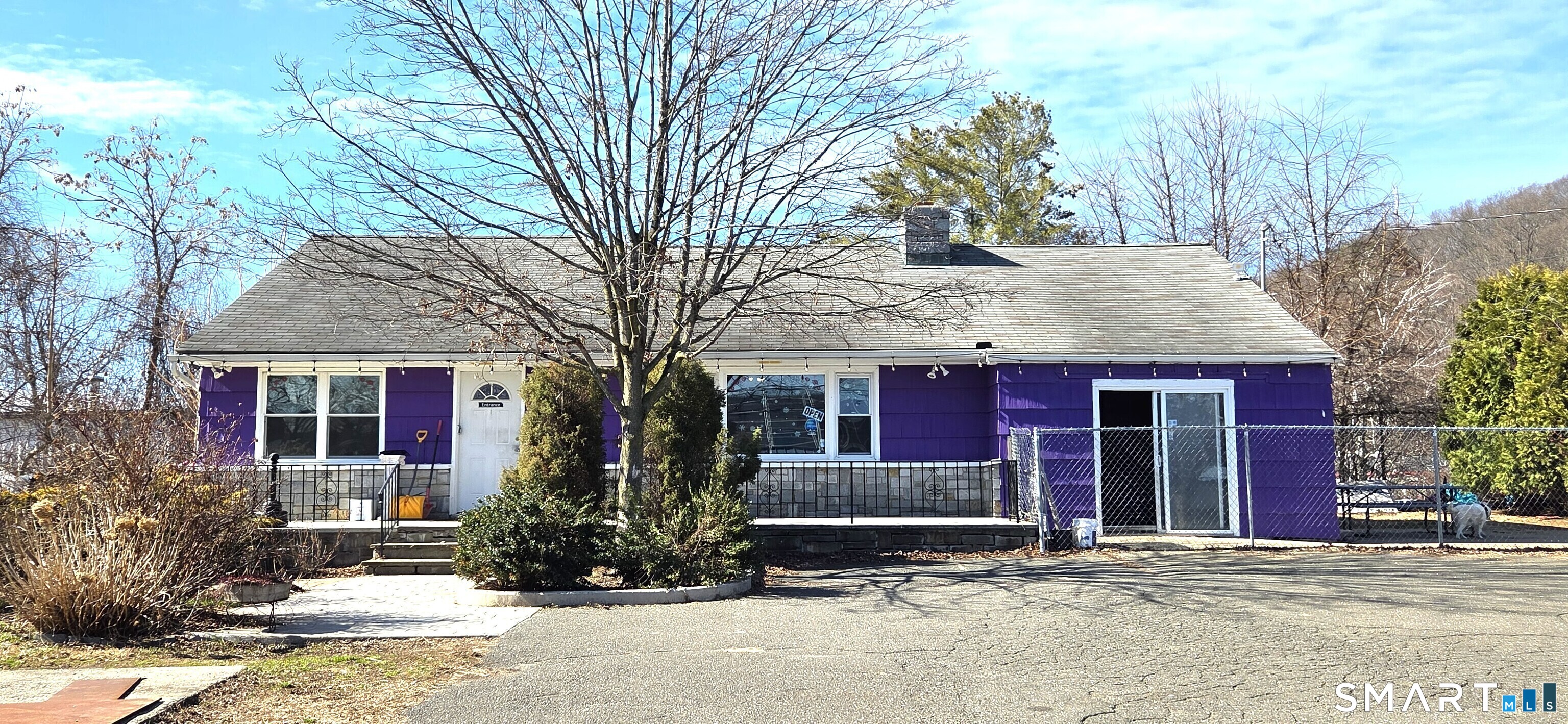 68 Mill Plain Road