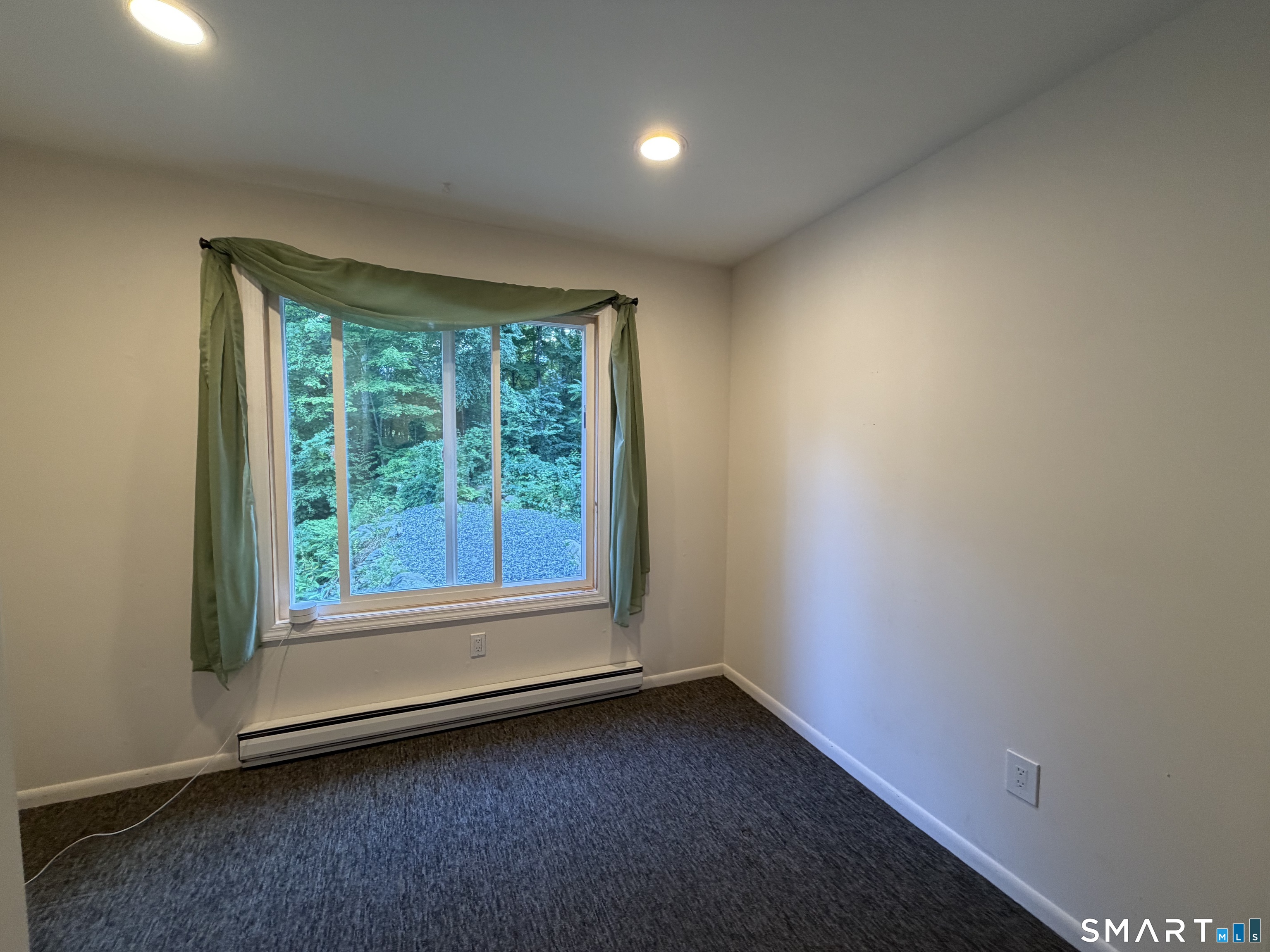 8 Cawdor Burn Road Unit: A