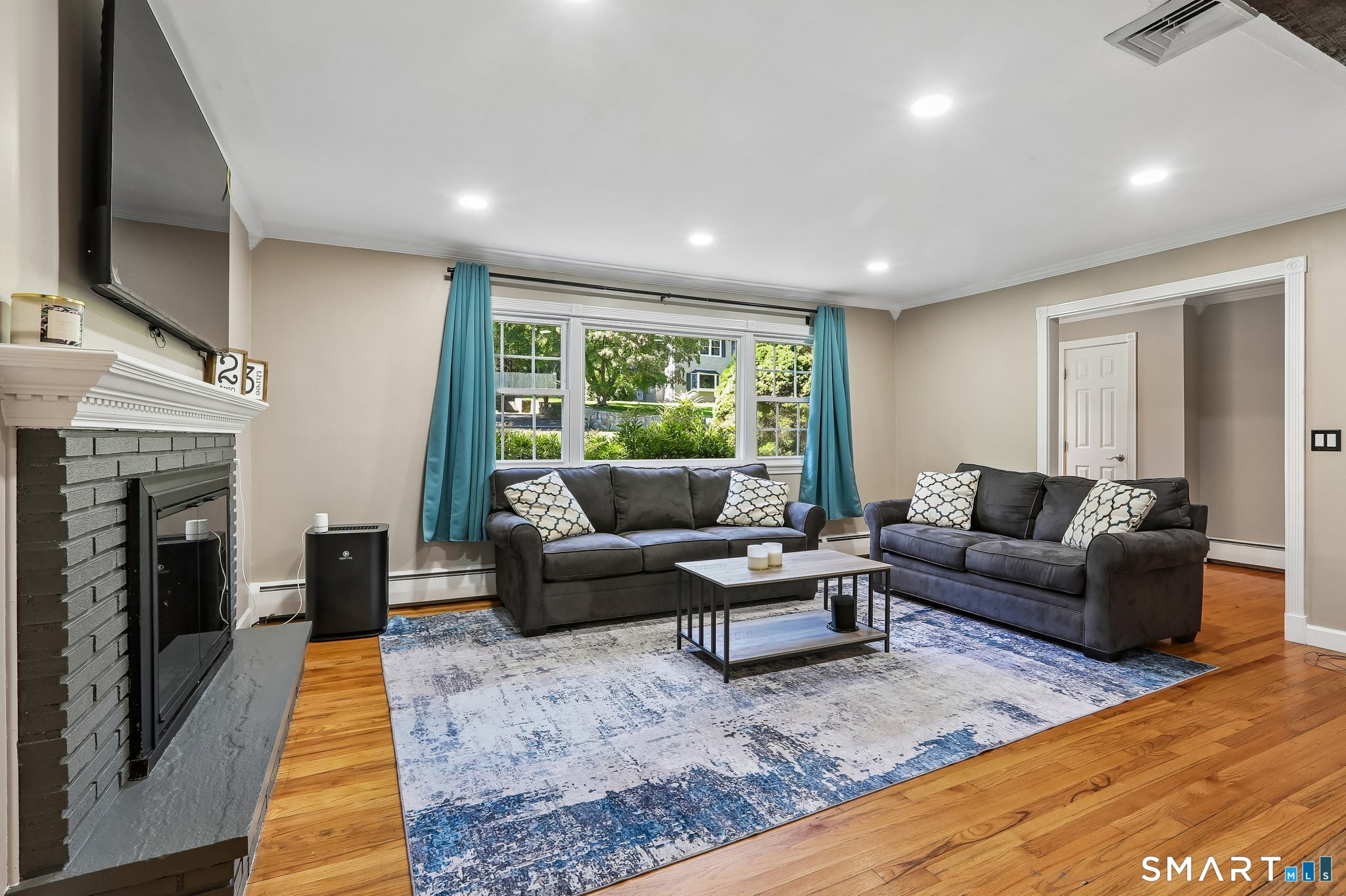 23 Dana Road