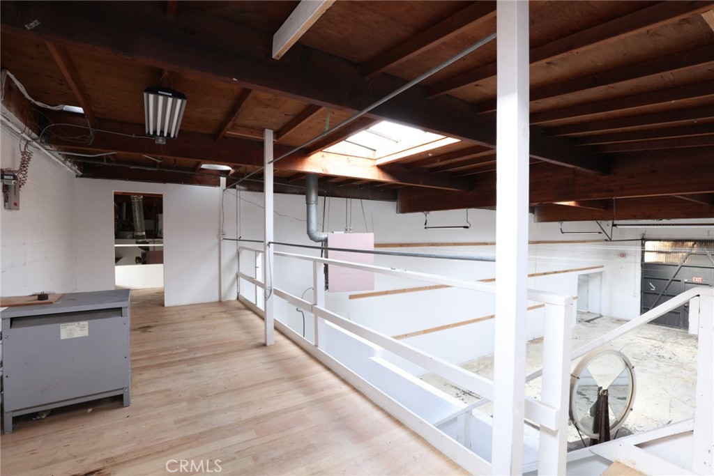 2320 Abbot Kinney Boulevard