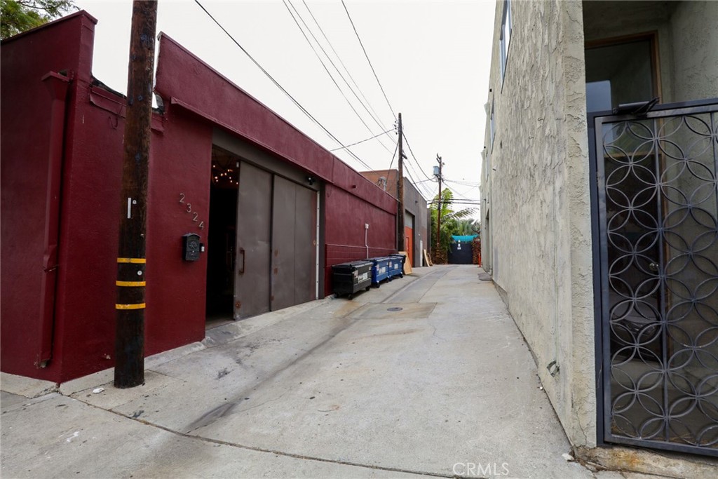 2320 Abbot Kinney Boulevard