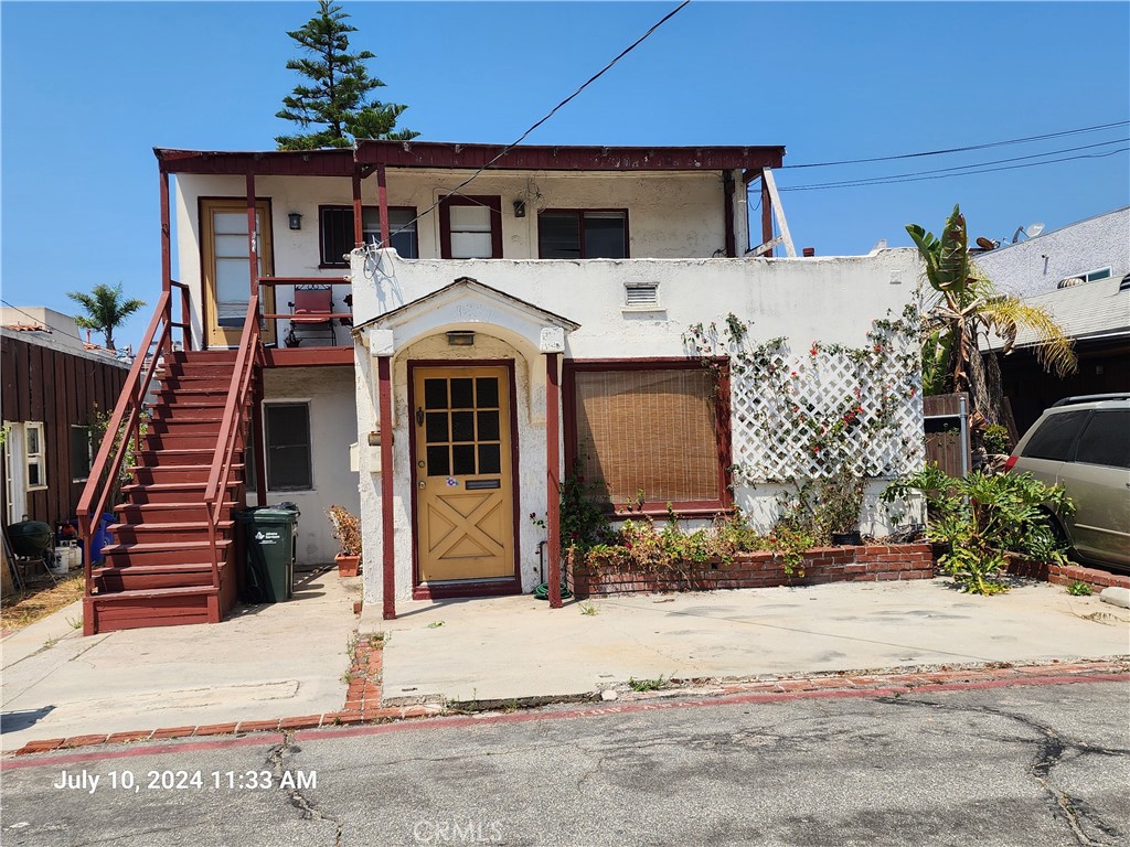 825 Bard Street
