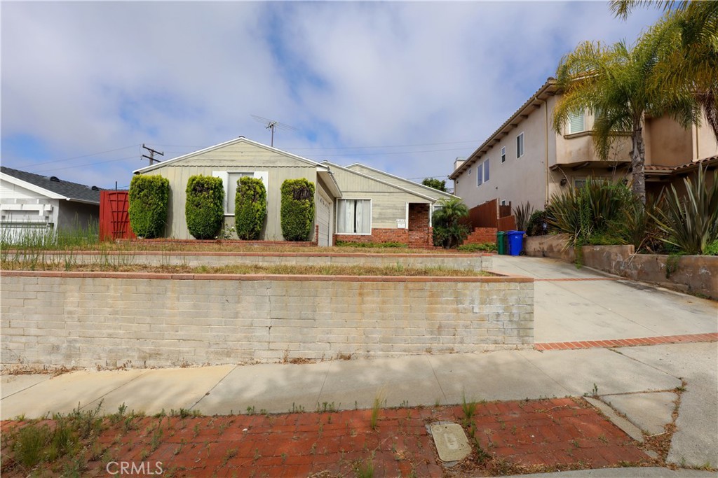 1212 Magnolia Avenue