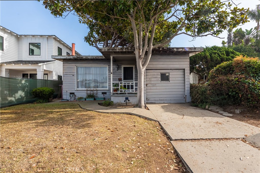 3104 Elm Avenue