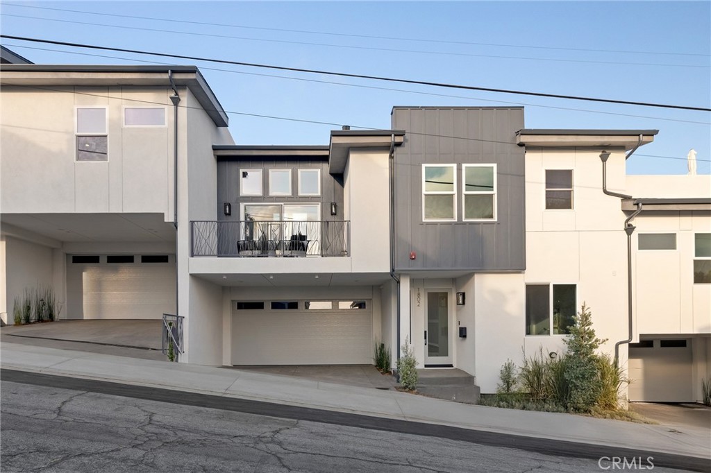 1802 Blossom Lane