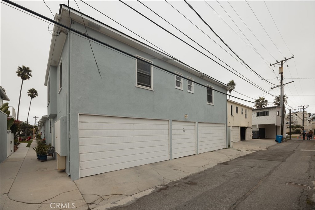 1505 S Catalina