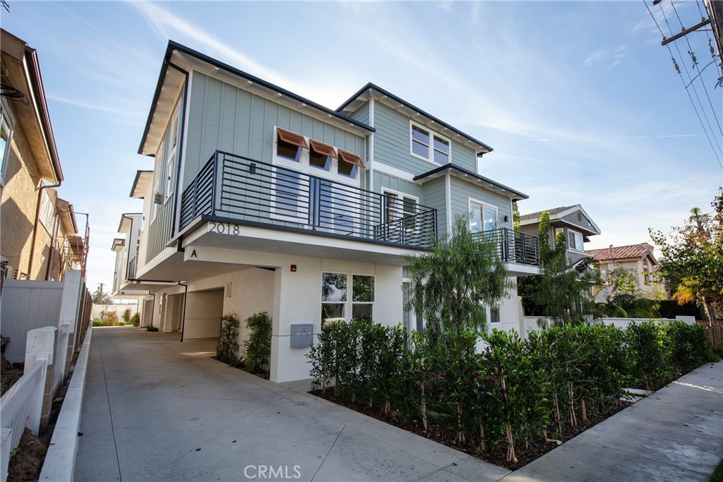 2018 Grant Avenue C