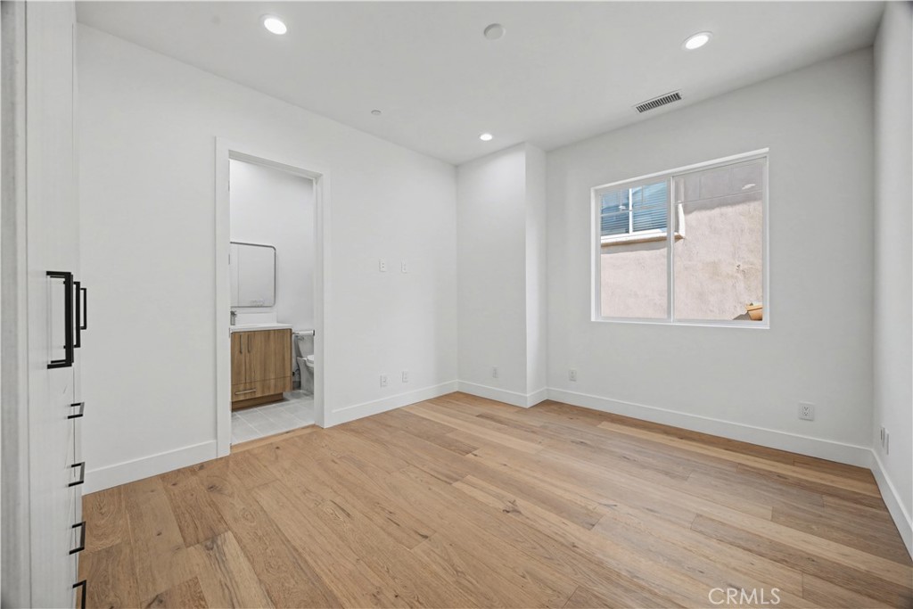 2205 Marshalfield B