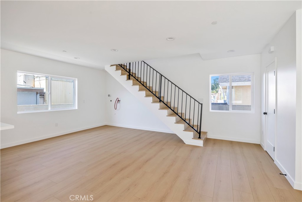 10905 Dalerose C