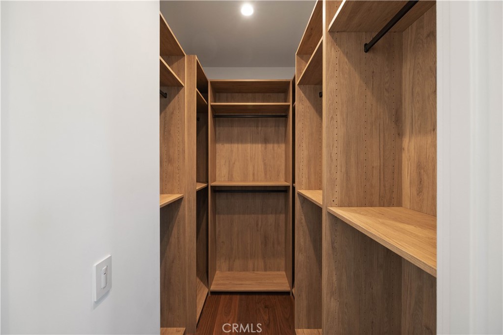 2111 Clark A