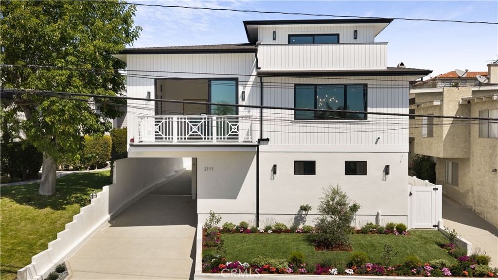 2111 Clark A