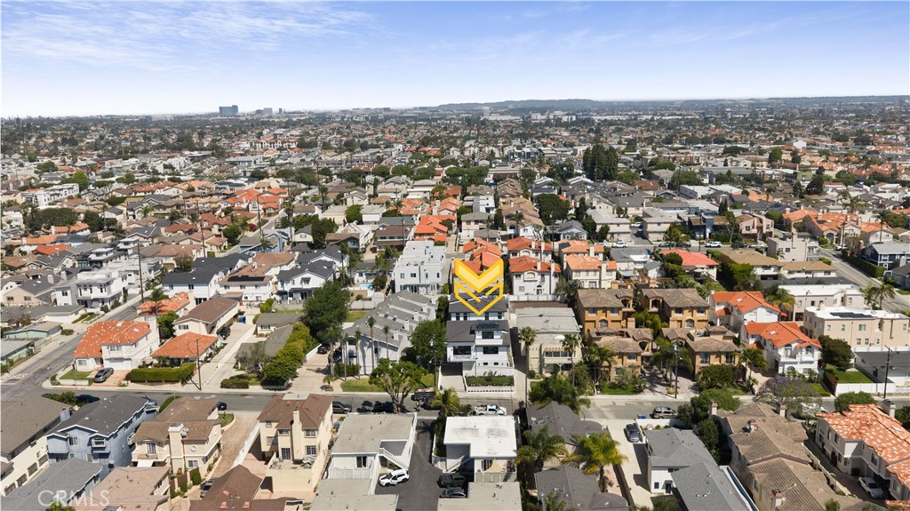 2111 Clark A