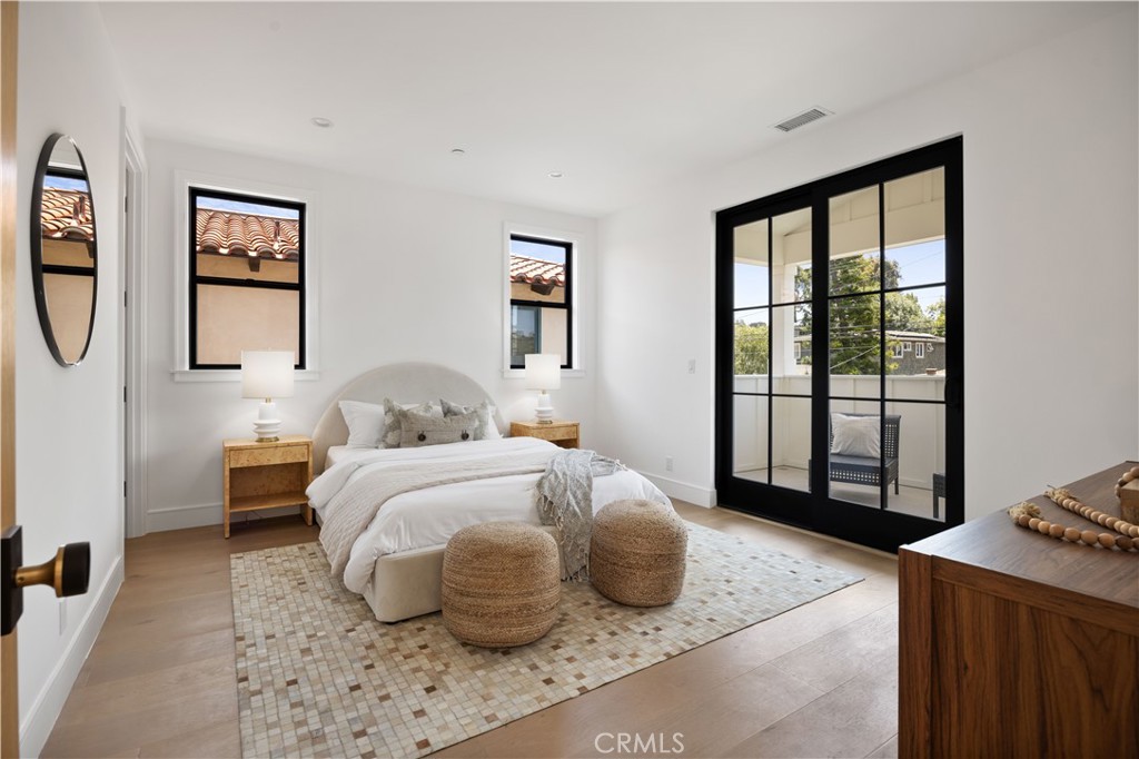 1013 10th Street