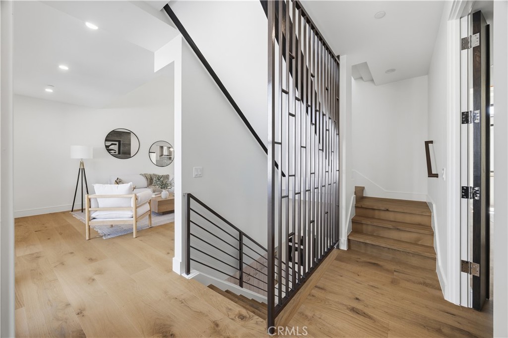 2005 Mathews Avenue B