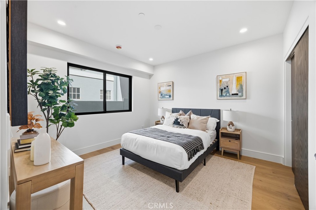 2005 Mathews Avenue B