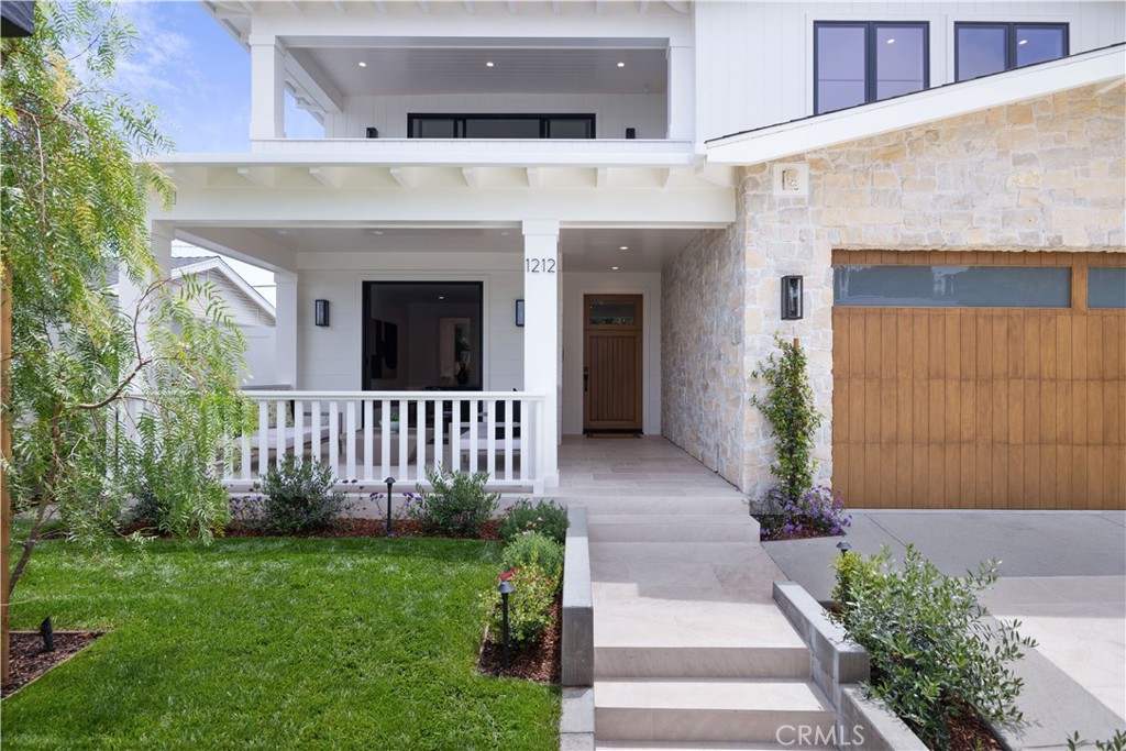1212 Magnolia Avenue