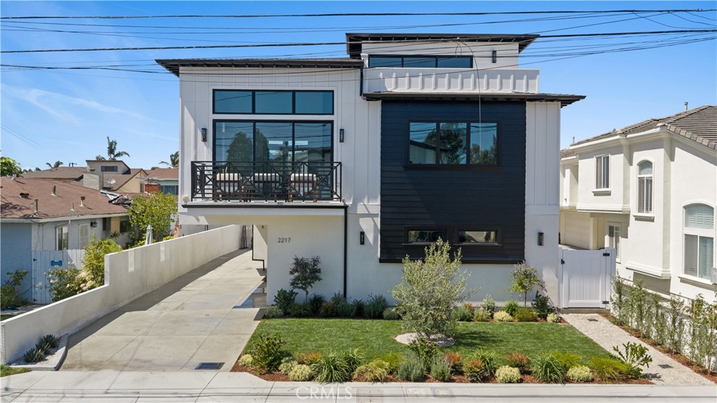 2217 Bataan Road B