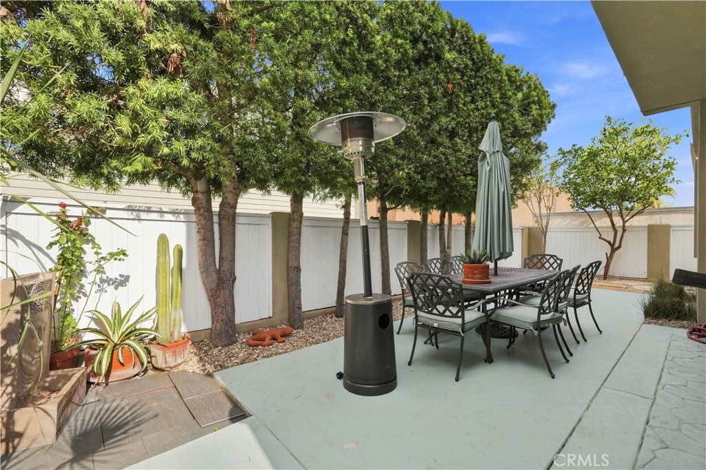 211 S. Francisca Avenue B