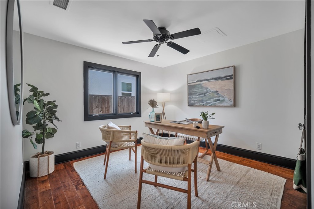 526 W 40th