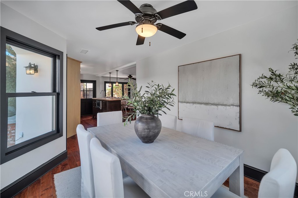 526 W 40th