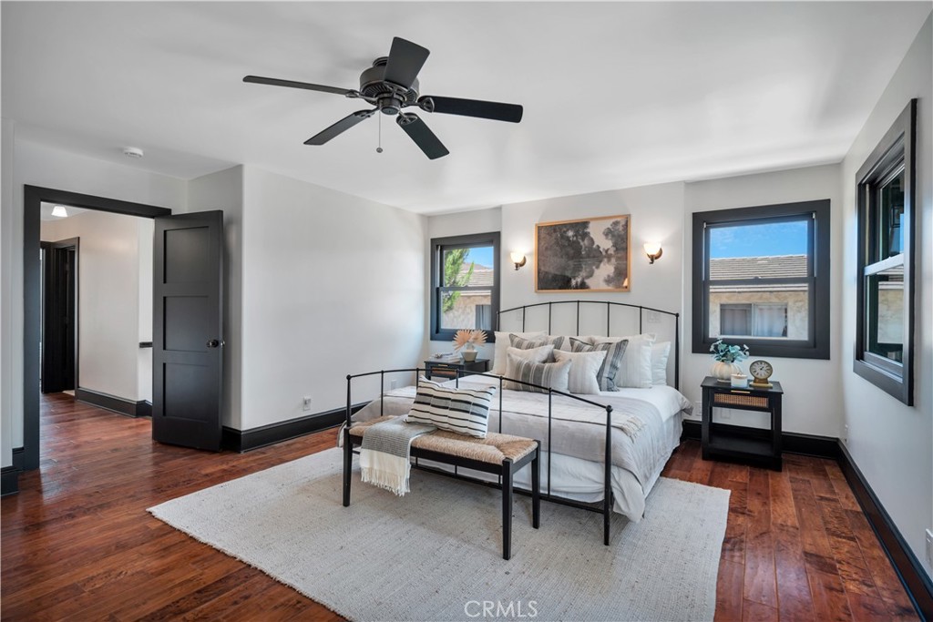 526 W 40th