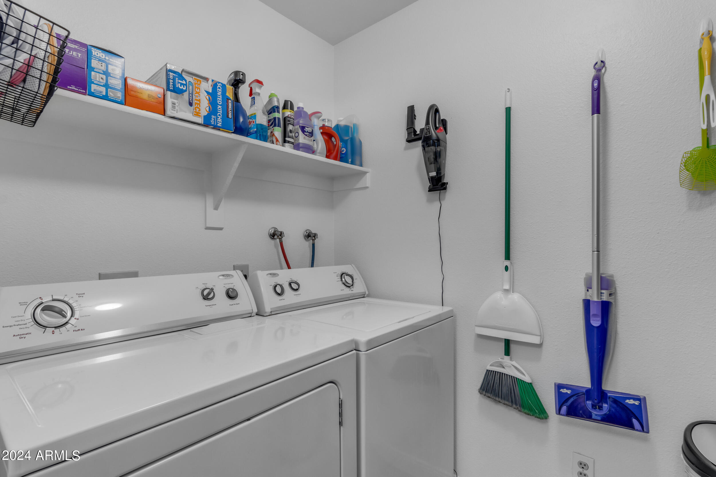 876 S NEBRASKA Street, 9