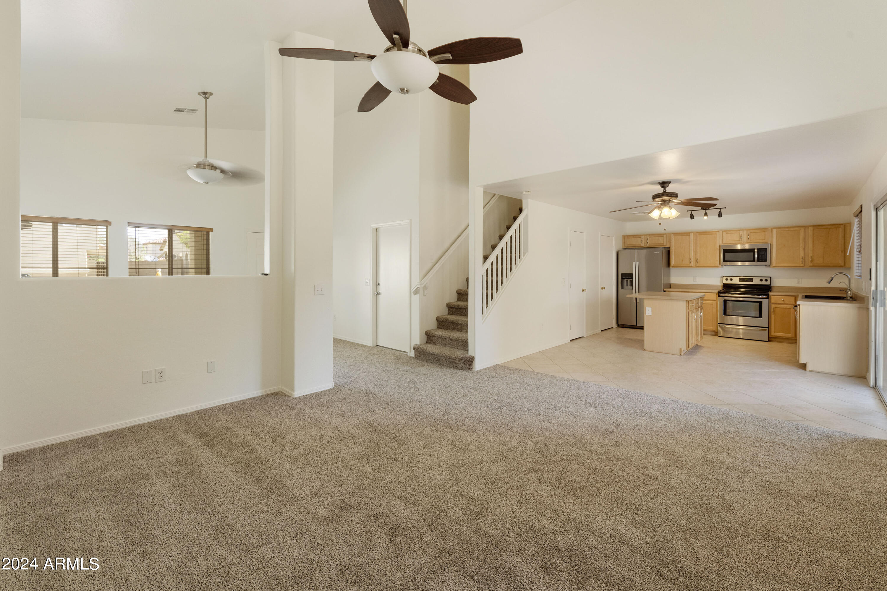 657 E MARIPOSA Place