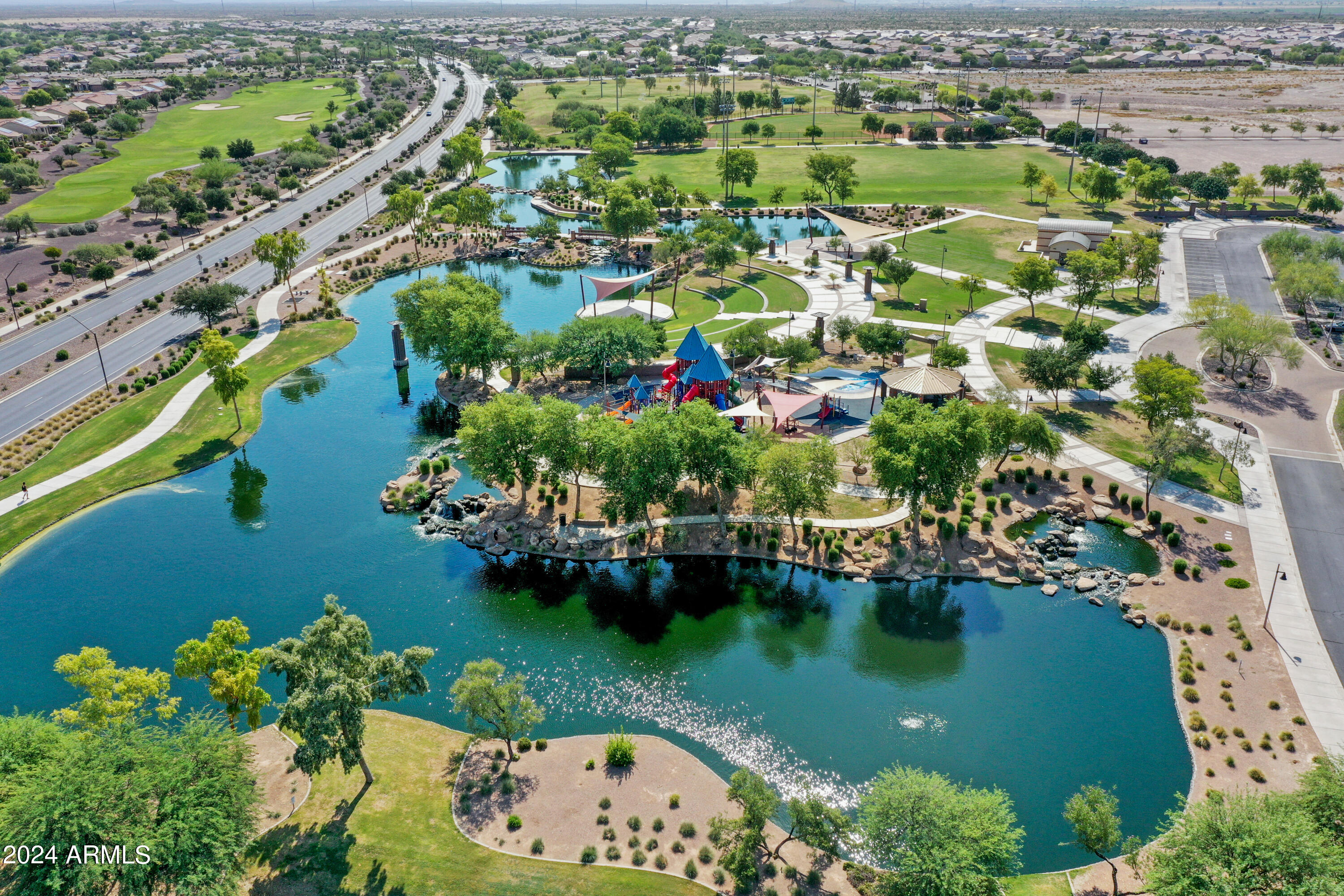 2604 N PRESIDENTIAL Drive