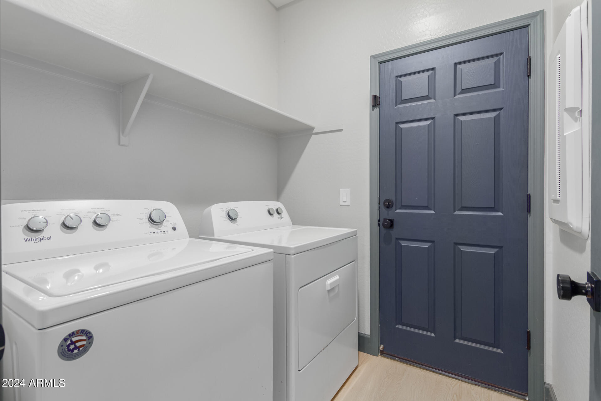 1386 W SPINE TREE Avenue