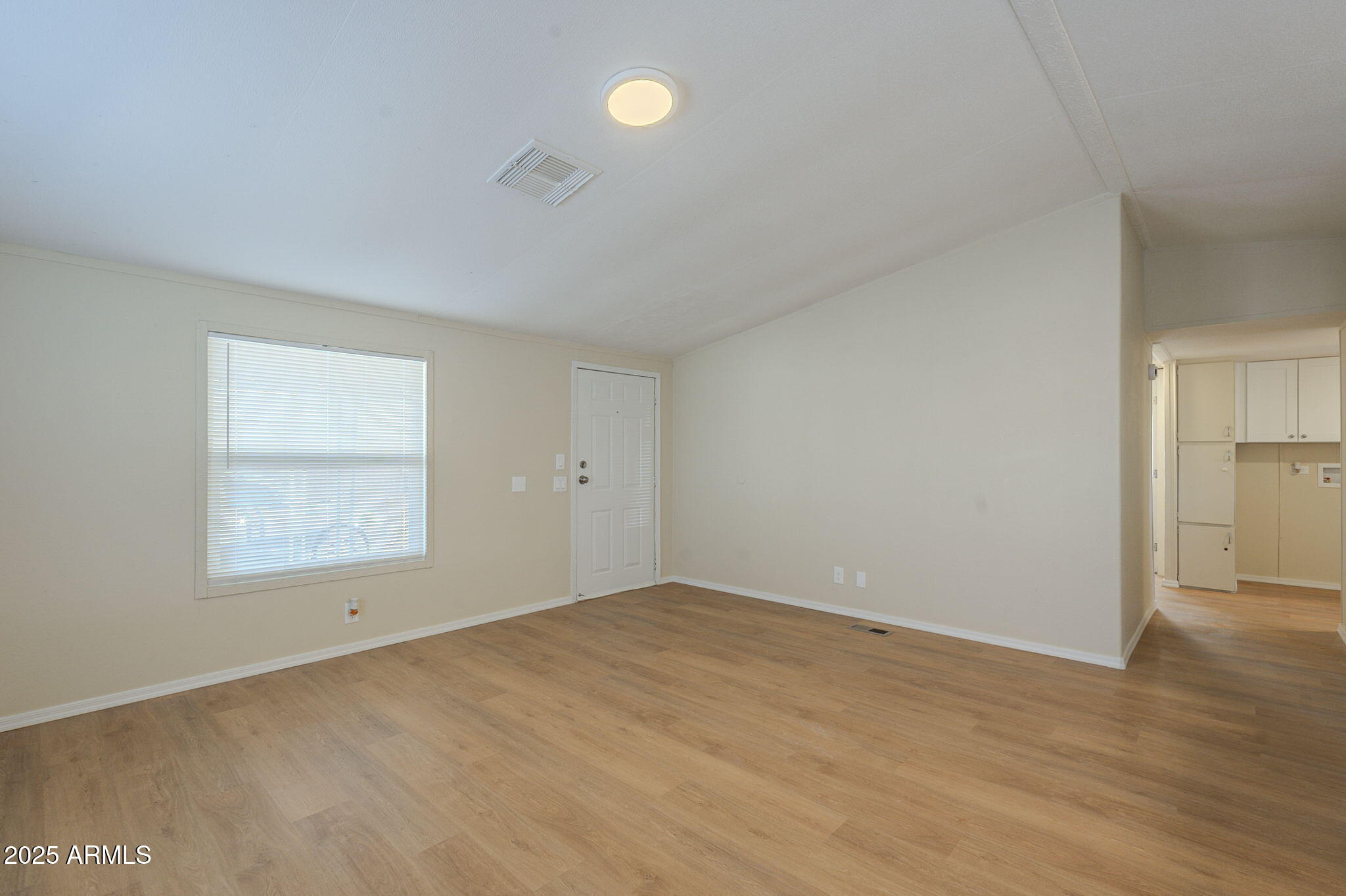 549 E McKellips Road, 44