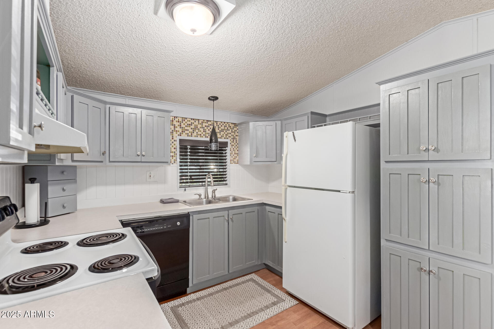 437 E Germann Road, 24