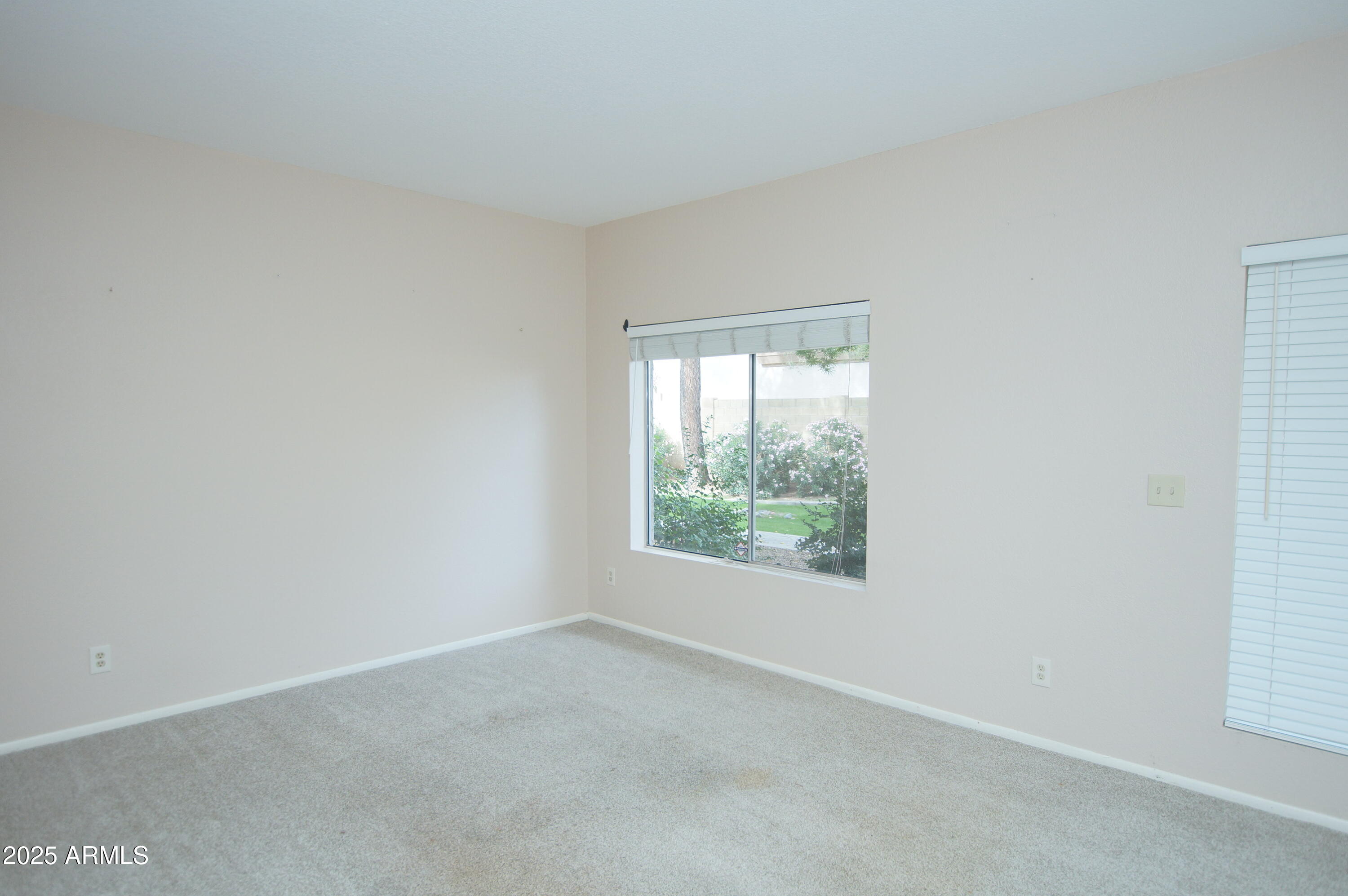 4114 E UNION HILLS Drive 1012