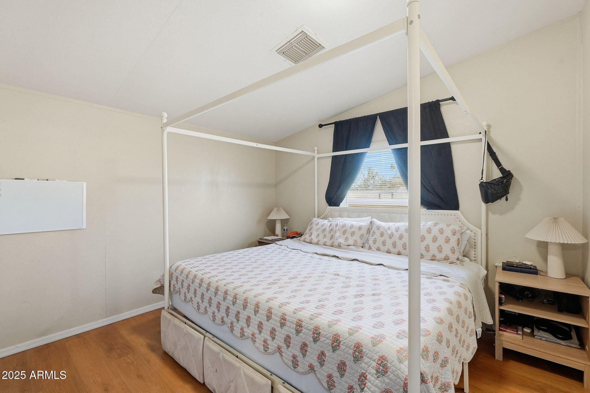 549 E MCKELLIPS Road 44