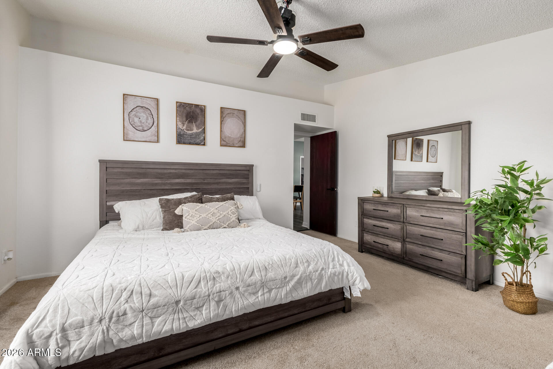 876 S NEBRASKA Street 9