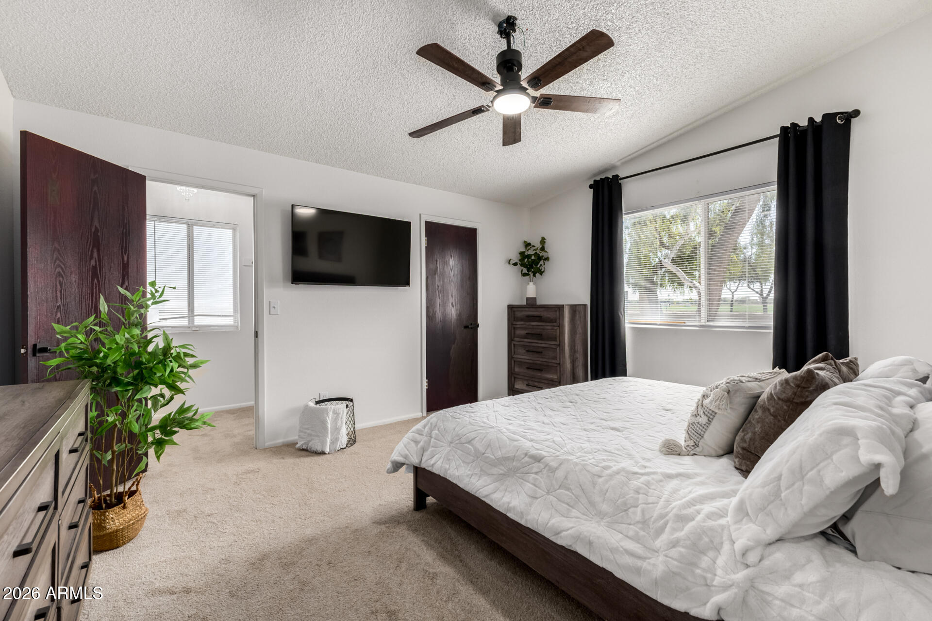 876 S NEBRASKA Street 9