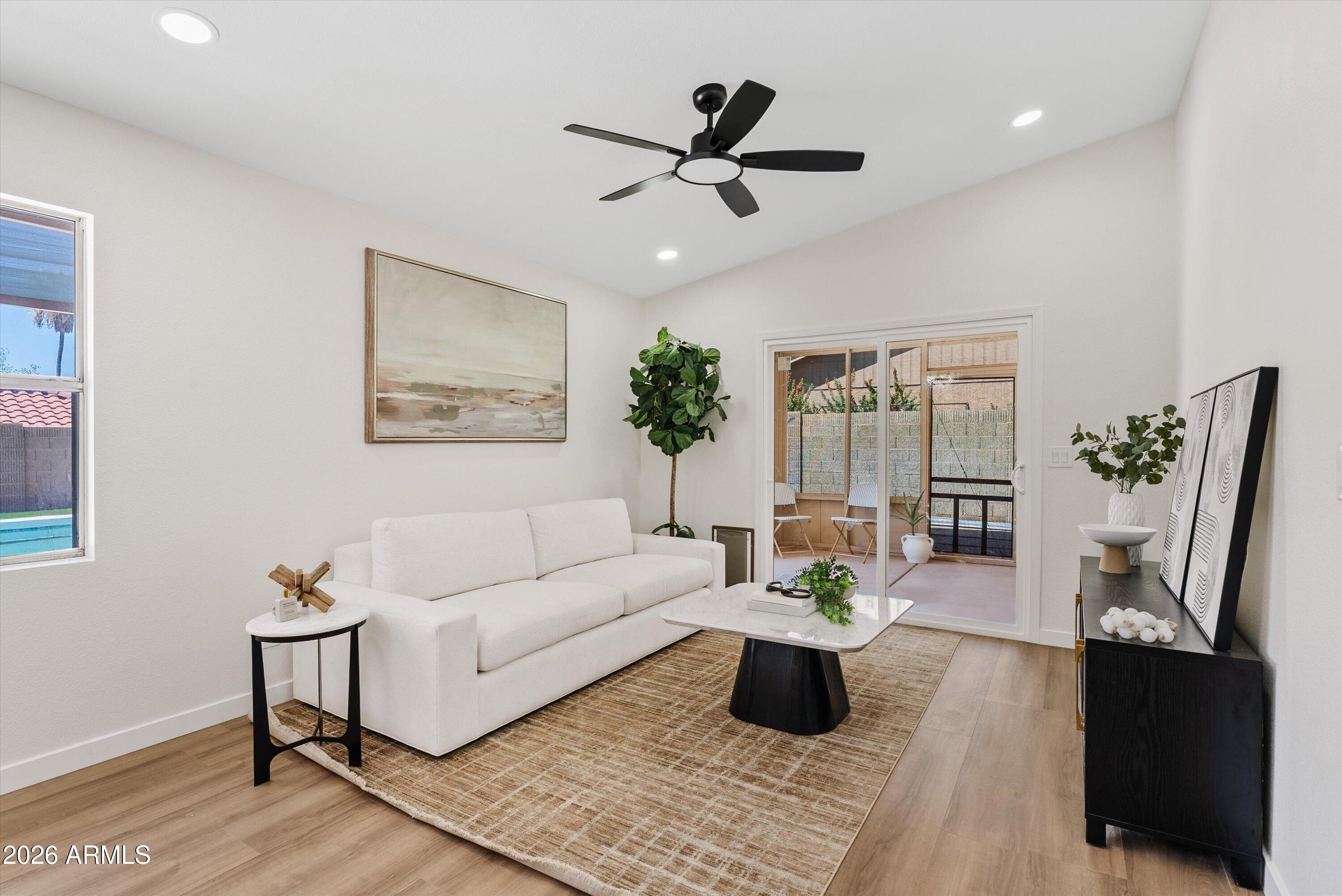 4131 E AHWATUKEE Drive