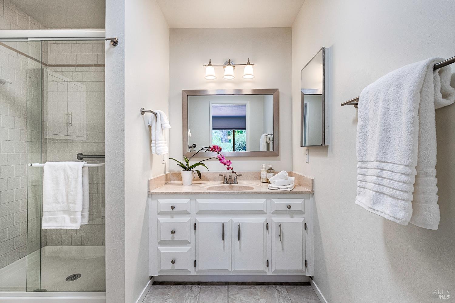 8850 Oak Trail Drive