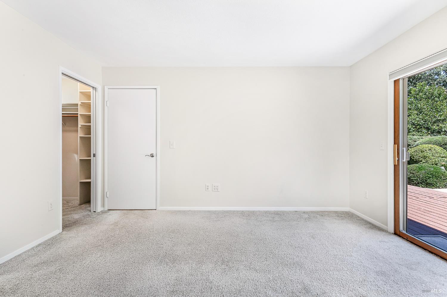 8850 Oak Trail Drive