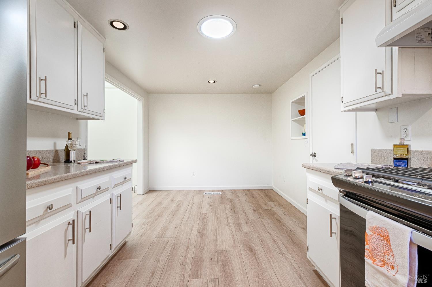 8850 Oak Trail Drive