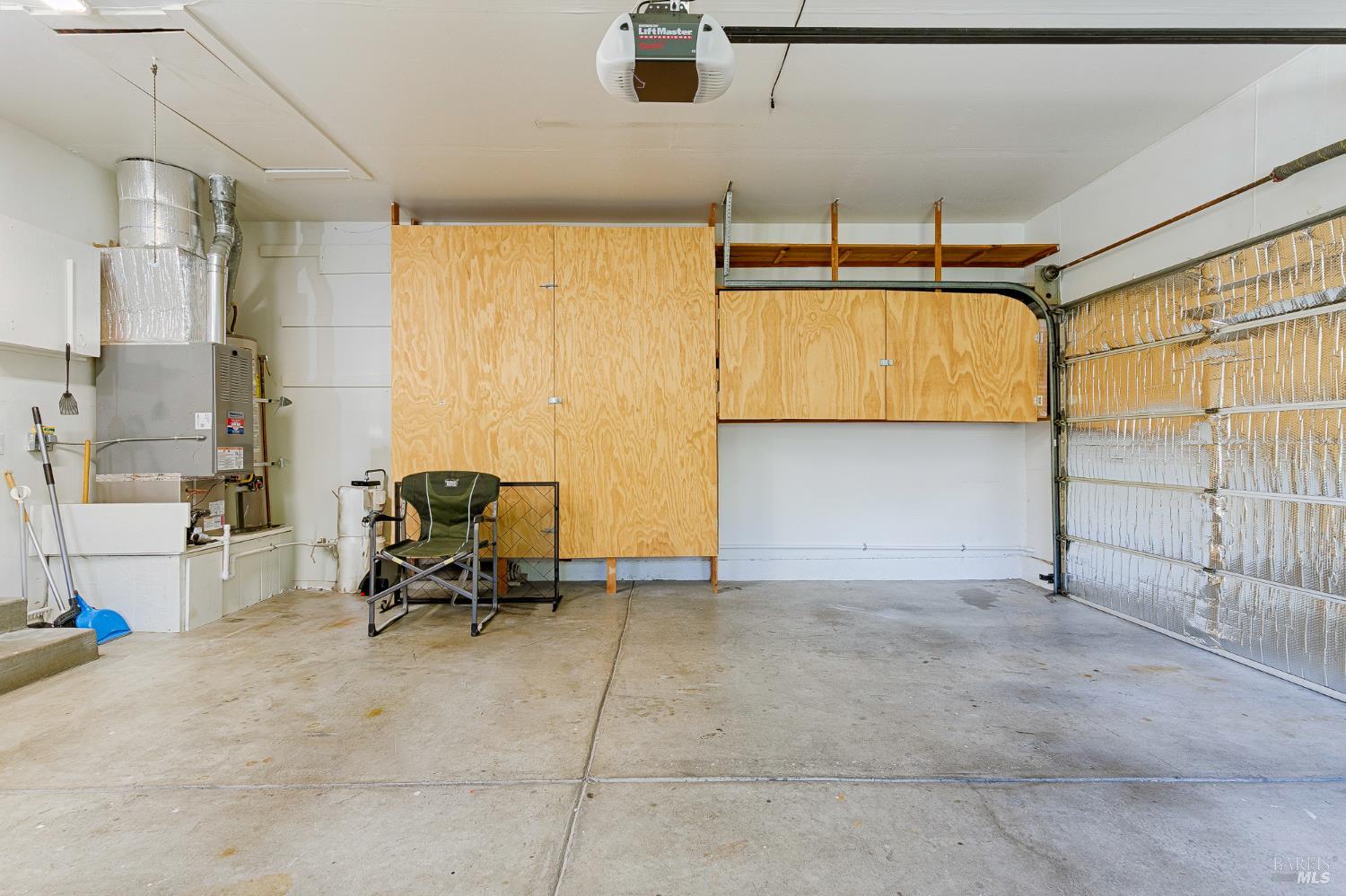 8850 Oak Trail Drive